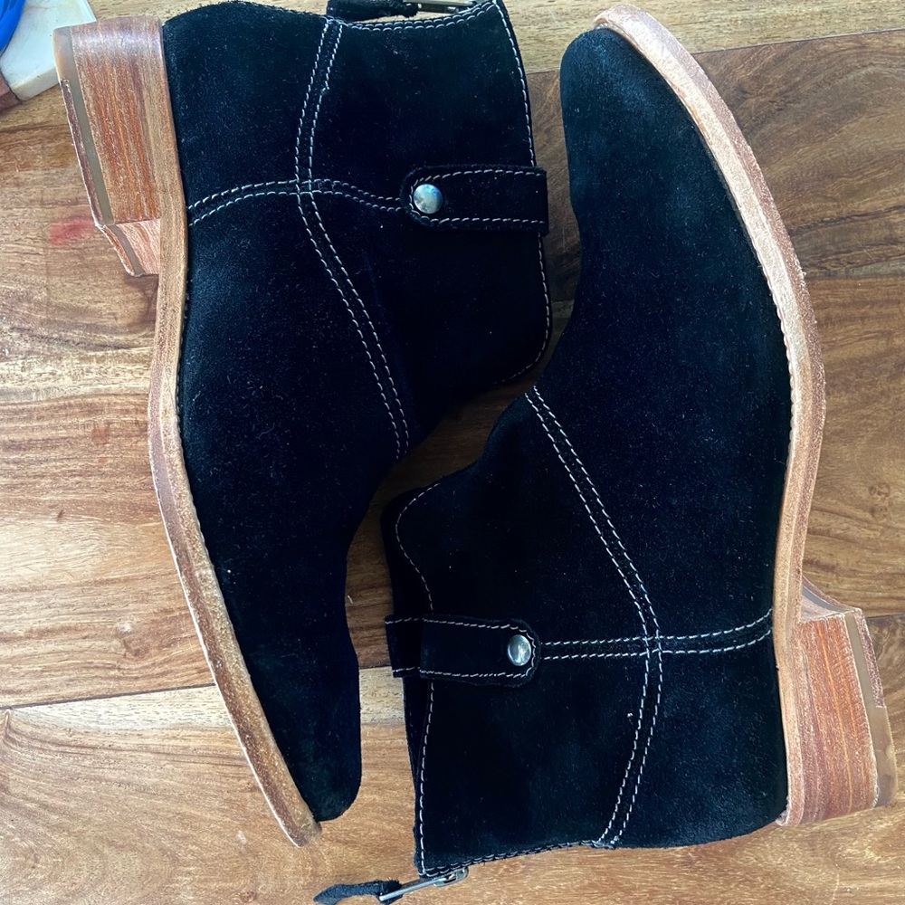 Johnston & Murphy Black Suede Ankle Booties